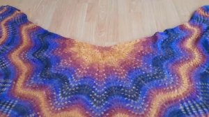 Шаль полукруглая.