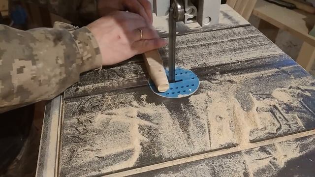 СУЧКА, нужно заделать? Этот ролик для вас.Как заделать сучка. смотреть онлайн