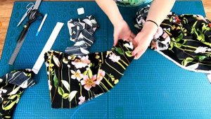 Сарафан из льна с открытой спиной и оборкой по низу. Полный пошаговый пошив.mp4