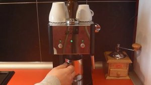 Приготовление эспрессо с помощью Gaggia Gran Deluxe