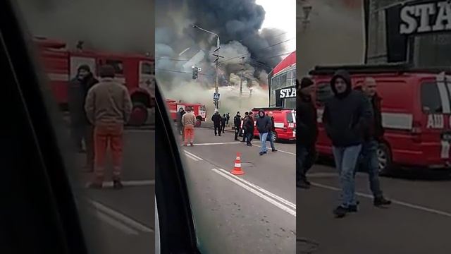 Пожар в Одессе, горит мебельный склад и новая почта