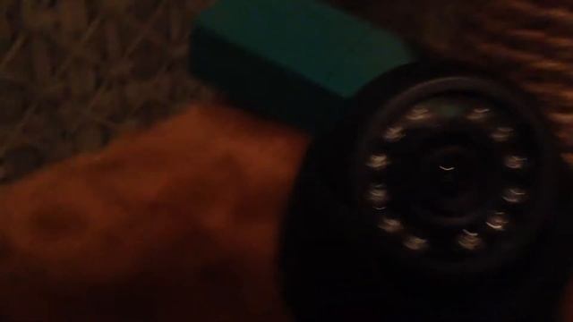 Камера видеонаблюдения щёлкает, тикает. Зачем? смотреть онлайн