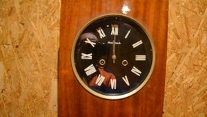 Часы "Янтарь" с боем на ходу.