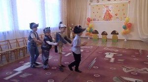 Танец ЁЖИКОВ на Осеннем утреннике