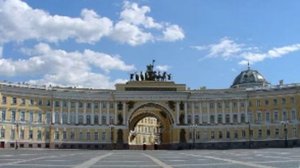 За  заставами  Ленинградскими