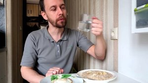 ЖИВУ НЕДЕЛЮ НА 500 РУБЛЕЙ // день 1: ЗАКУПКА ПРОДУКТОВ