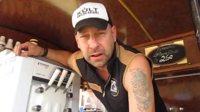 04 Kaffe vom, Barista Profie Swen, Kultbohne auf den Biker Days 2018, Pfullendorf Rock and Roll, Mo смотреть онлайн