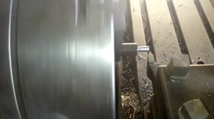 1м95 левая резьба резцом