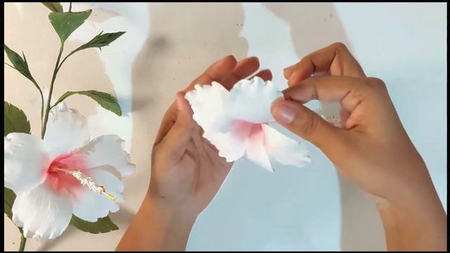White Hibiscus flower making | Artificial flower making with crepe paper | Sketchbook смотреть онлайн