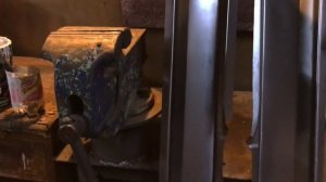 ЗАЗ-1103 "Славута" /меняем пороги , рихтуем крылья . Проблемы битых машин