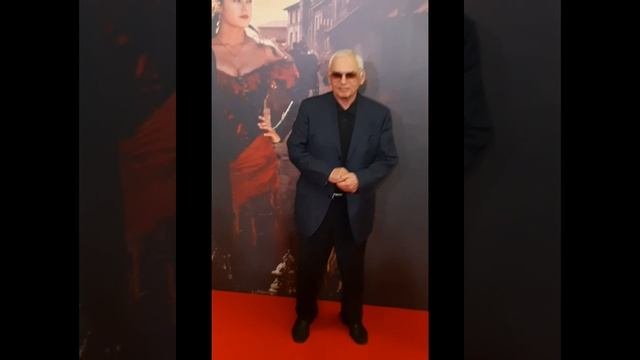 Режиссёр Карен Шахназаров рассказал, почему снял приключенческий детектив