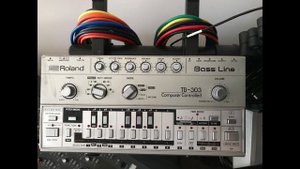 Roland TB 303 - Hard Acid Demo (Acid Bass Synth)