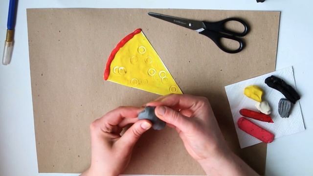 Аппликация Мышка на Сыре/ Видео урок для Детей 2-4 лет /Лепим из пластилина смотреть онлайн