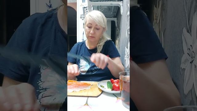 ?МУКБАНГ? МАЛОСОЛЬНАЯ ФОРЕЛЬКА???