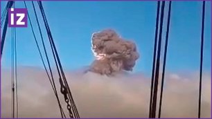 Вулкан Эбеко на Курильских островах выбросил пепел на высоту два километра / Известия
