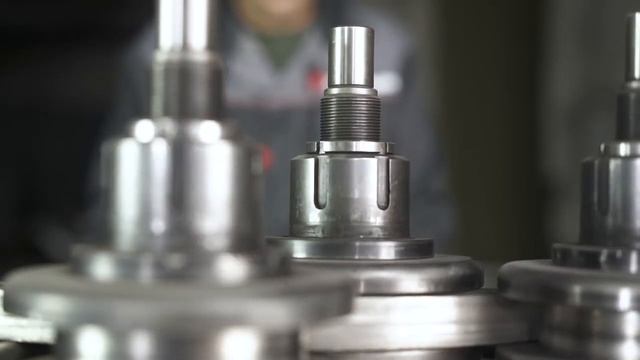 Вальцовка и гибка барабанов и корпусов центрифуги для отжима ковров | Perfect House смотреть онлайн