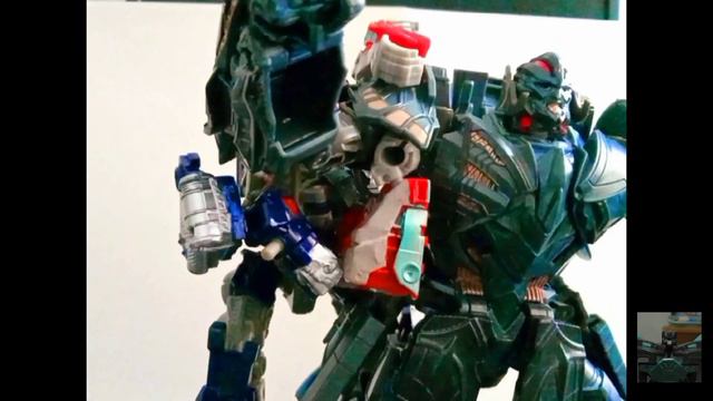 Optimus prime vs Megatron and the fallen #transformers #stopmotion