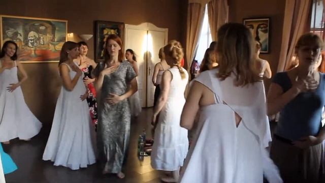 SpinFly dance whirling Women's Unity смотреть онлайн