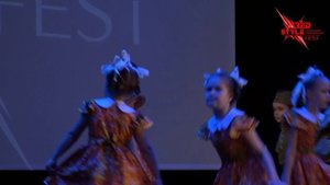 Танец "Тучи в голубом" (6-7 лет)