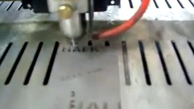 Лазерная гравировка по нержавейке СО2 лазером смотреть онлайн