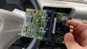 Замена замка Mercedes W203 не видит ключ гаснет приборная панель не работают поворотники