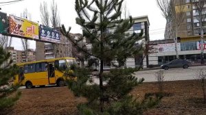 #Донецк  ДОНБАСС.ДНР. ЛЕНИНСКИЙ ПРОСПЕКТ .ЦИРК"КОСМОС" , ХРАМ СВ,ПЕТРА и ФЕВРОНИИ. ВЕЧНЫЙ ОГОНЬ...