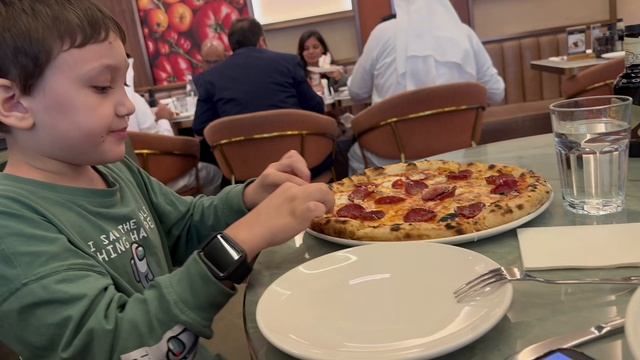 Влог из Дубаи: стоит ли идти в Океанариум смотреть онлайн