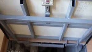 Люк под ламинат АМО 900*600 скрыт в полу на 100%. Смотрите!