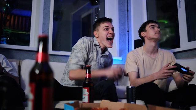 uVillage - домик в саларьево посуточно