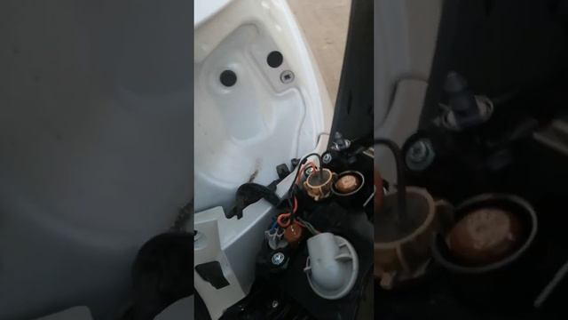 Замена заднего фонаря и лампочек на тойота фортунер смотреть онлайн