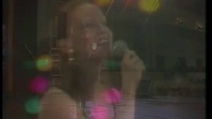 Ольга Зарубина - На теплоходе музыка играет 1989