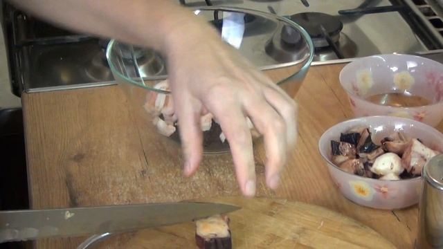 Салат Венера - салат с чёрным рисом и морепродуктами / Black rice salad Venere ♡ English subtitles смотреть онлайн