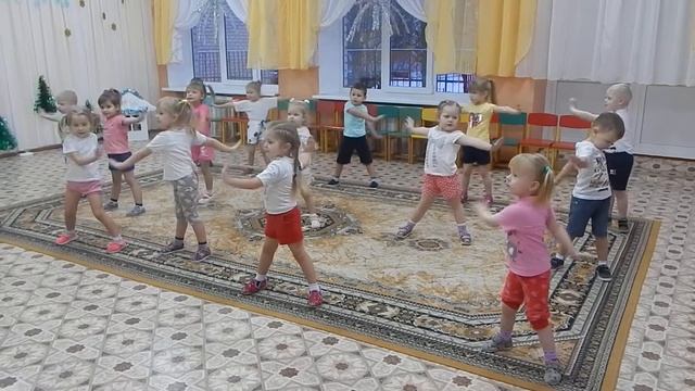 Утренняя зарядка для детей 3-4 лет. Теперь делать зарядку весело!