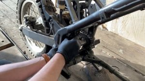Kawasaki KLE500 restoration Part 1 The Disassembly