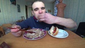 МУКБАНГ ХОТ-ДОГИ/ КАША ГРЕЧНЕВАЯ/ СОУС/ СОСИСКИ/ ОБЖОР/УЖИН/ EATING/ не ASMR/ Mukbang #372