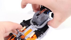 LEGO TECHNIC 42026 Black Champion Racer - Speed Build for Collecrors - Technic Collection (7/11)