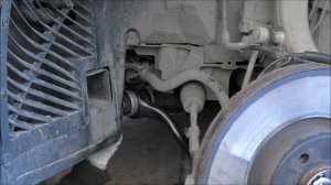 БМВ Х5 Е70 ((( Как заменить передний нижний гнутый рычаг , стук подвески