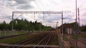Электропоезд ЭД4М-0442 из Барыбино прибывает к платформе Взлетная