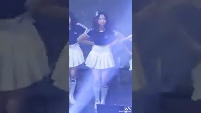 160505 아이오아이(I.O.I) 임나영 - Dream Girls (30s) @쇼케이스 직캠/Fancam by -wA-