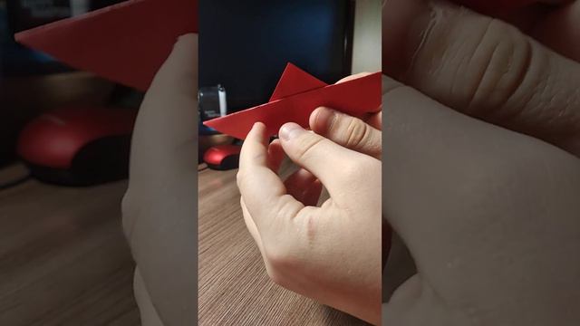 Как сделать ,, Летучая бабочку" из бумаги смотреть онлайн