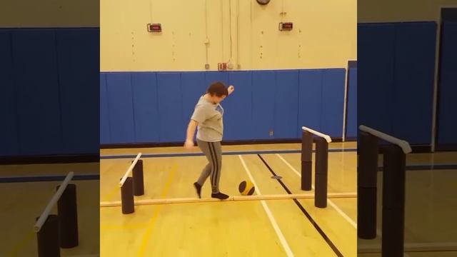 Phys Ed Balance Challenges смотреть онлайн