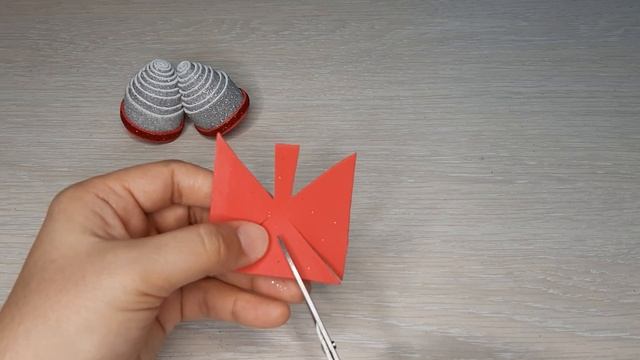 ?? Новогодние колокольчик  из фоамирана с ??