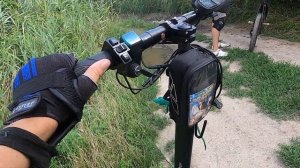 Покатушки на электросамокатах Через грязь, лужи и препятствия