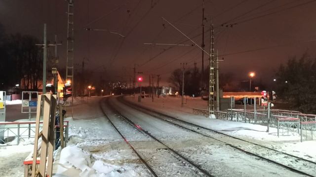 Электропоезд ЭШ2 Штадлер Москва - Шереметьево и поезд ЭП2д Дмитров - Москва|Московский транспорт