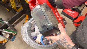 Milwaukee Tool M18 Fuel Jobsite Vac 0940-20