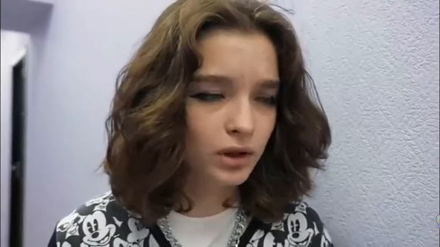 Веселые друзья- Жесткий пранк над училкой смотреть онлайн