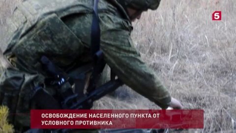 Видео ударные вертолеты Ка-52 уничтожили укрепрайоны ВСУ.