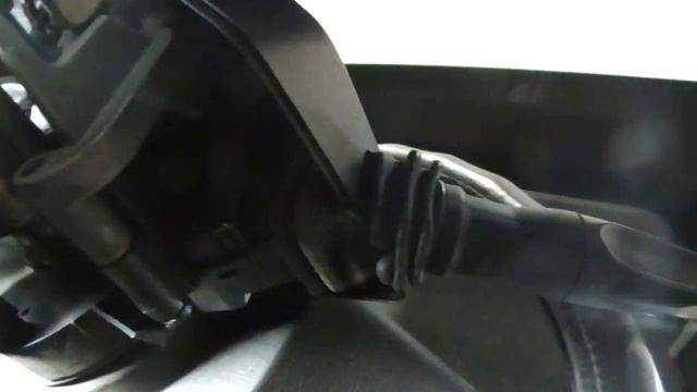 Где стоит и щелкает реле поворотов газель бизнес когда заведена?