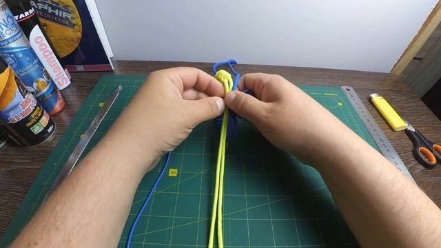 Плетіння браслету з паракорду в Тибетському стилі. Швидко, просто, красиво. Плетіння "Хвіст змії" смотреть онлайн