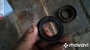 Опель Виваро меняю сальник в каробке с правой стороны